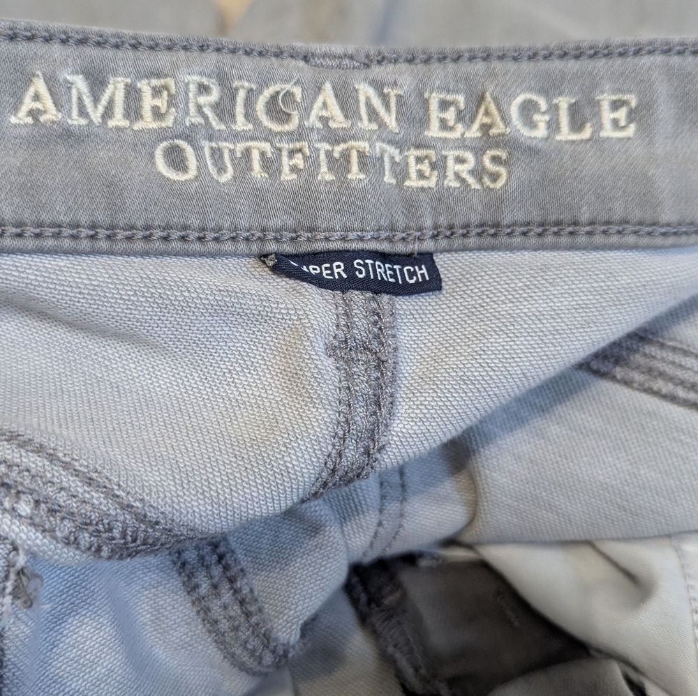 American Eagle Outfitters AEO denim Super Stretch Gray Jeans 10 Long - Picture 2 of 5